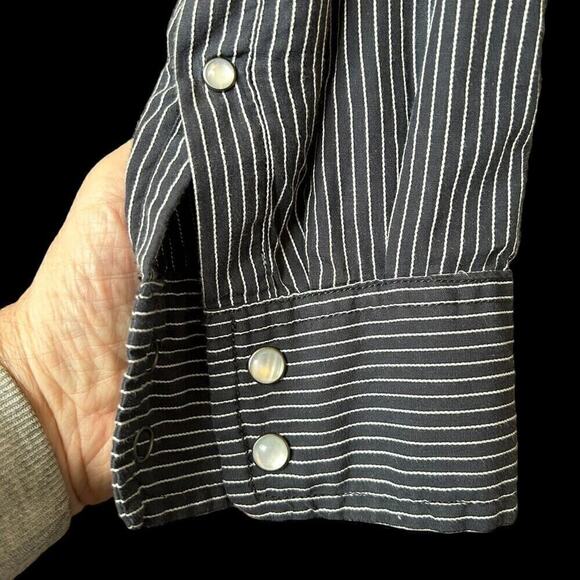 Old Navy Men's Shirt BLUE Striped Pearl Snap Western Size Small #H1278 - Picture 6 of 6